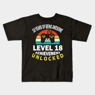 18 Years Of Being Awesome Level 18 Achievement Unlocked Birthday Gamer Son Brother Kids T-Shirt